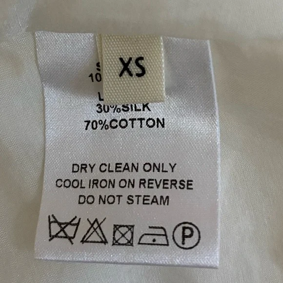 100% SILK Luxe Ivory and Blue Patterned Long Sleeve Dress - Picture 5 of 13